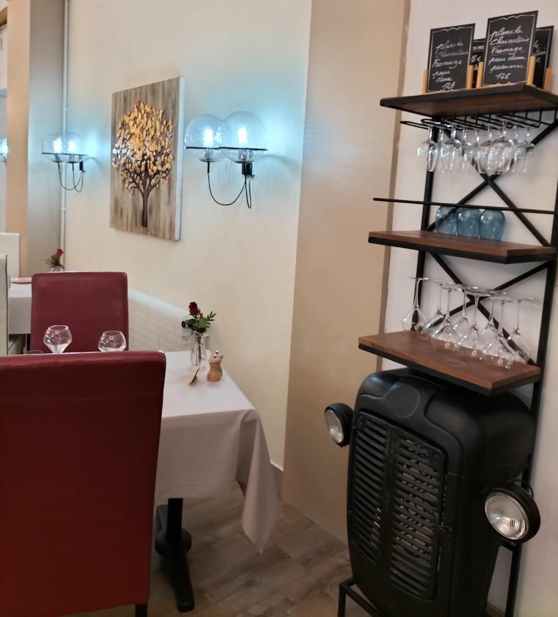 Hotel Restaurant Herard Bourbonne-les-Bains Eksteriør bilde