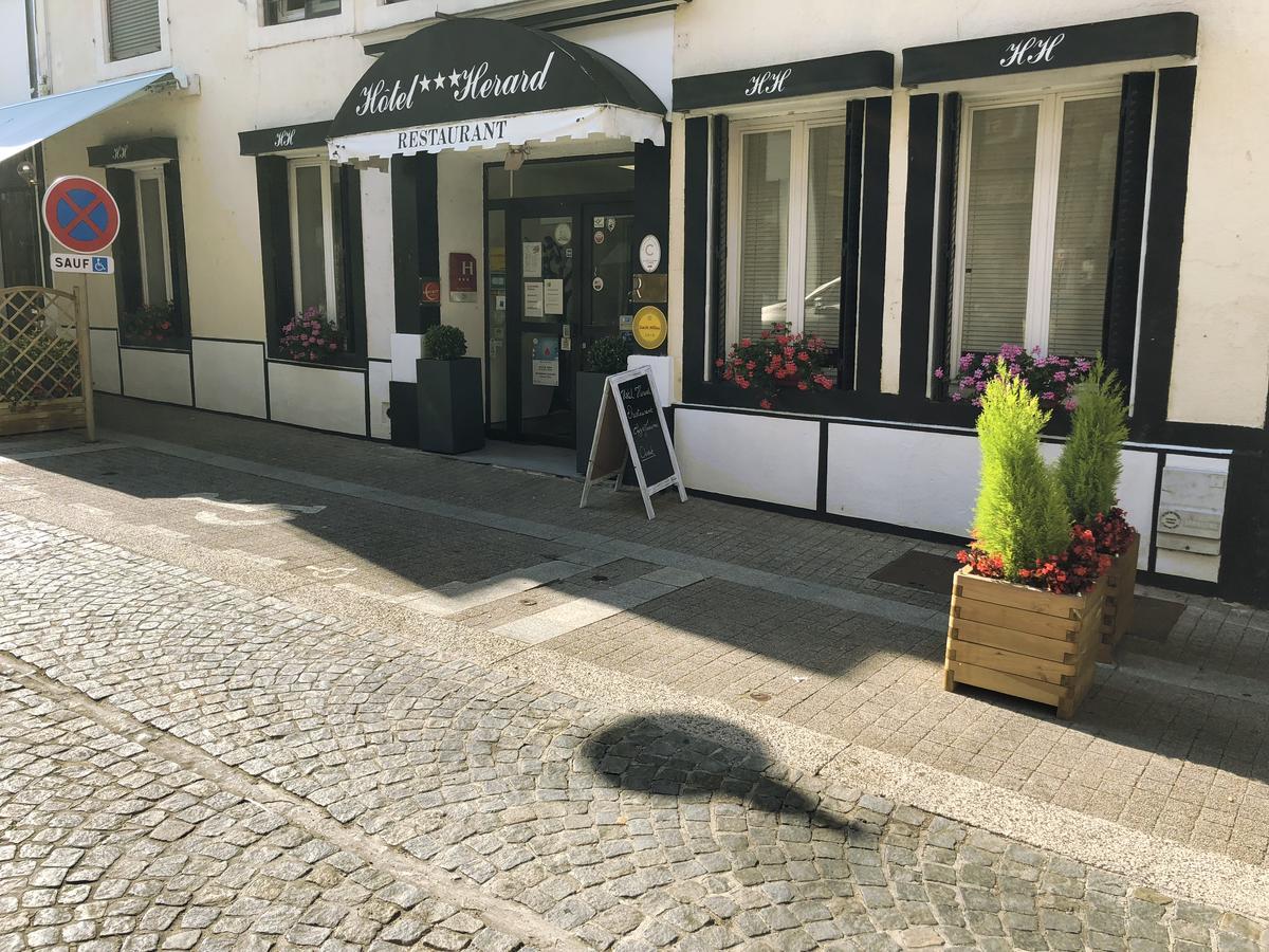 Hotel Restaurant Herard Bourbonne-les-Bains Eksteriør bilde